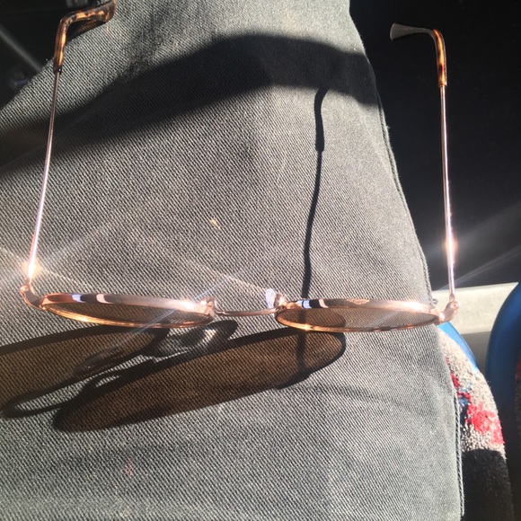 sunglasses - Picture 2 of 3